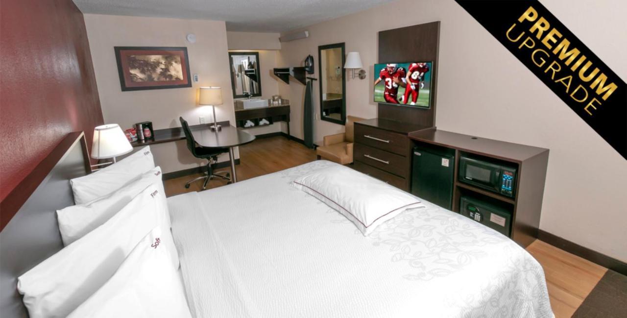 Red Roof Inn Plus+ Washington Dc - Александрия Екстериор снимка
