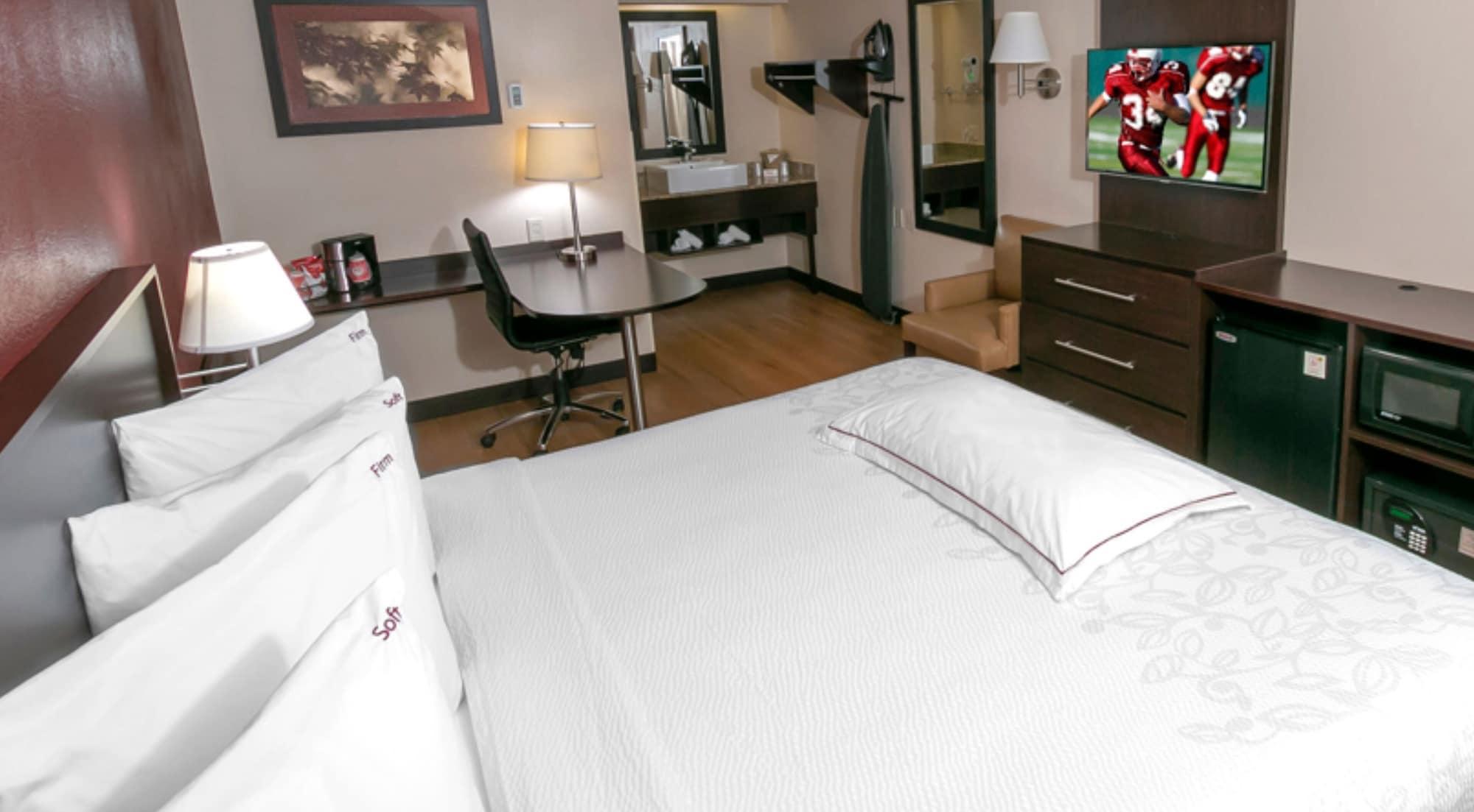 Red Roof Inn Plus+ Washington Dc - Александрия Екстериор снимка