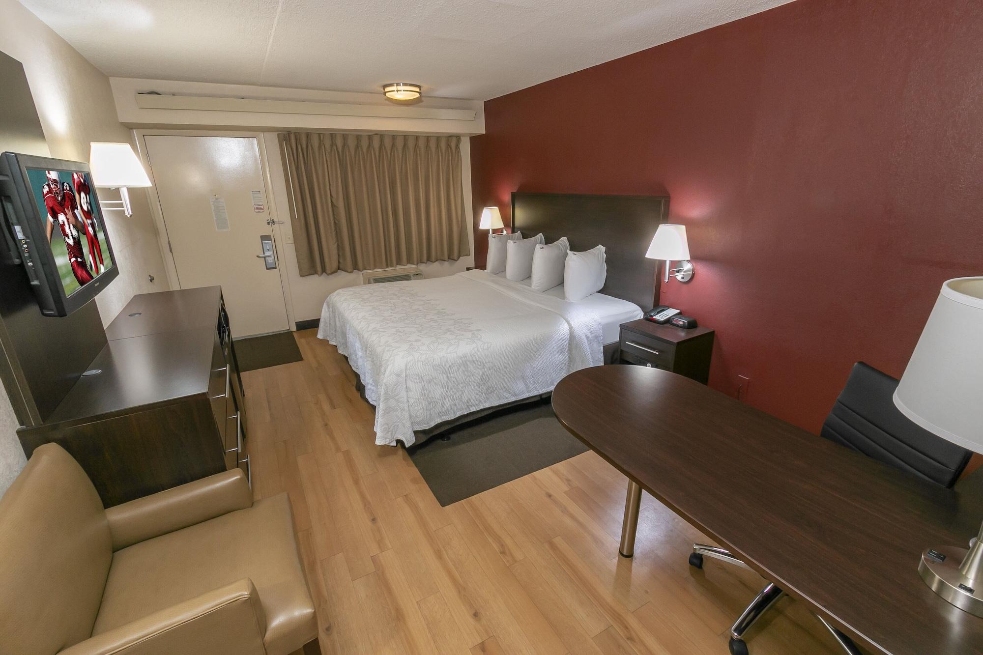 Red Roof Inn Plus+ Washington Dc - Александрия Екстериор снимка