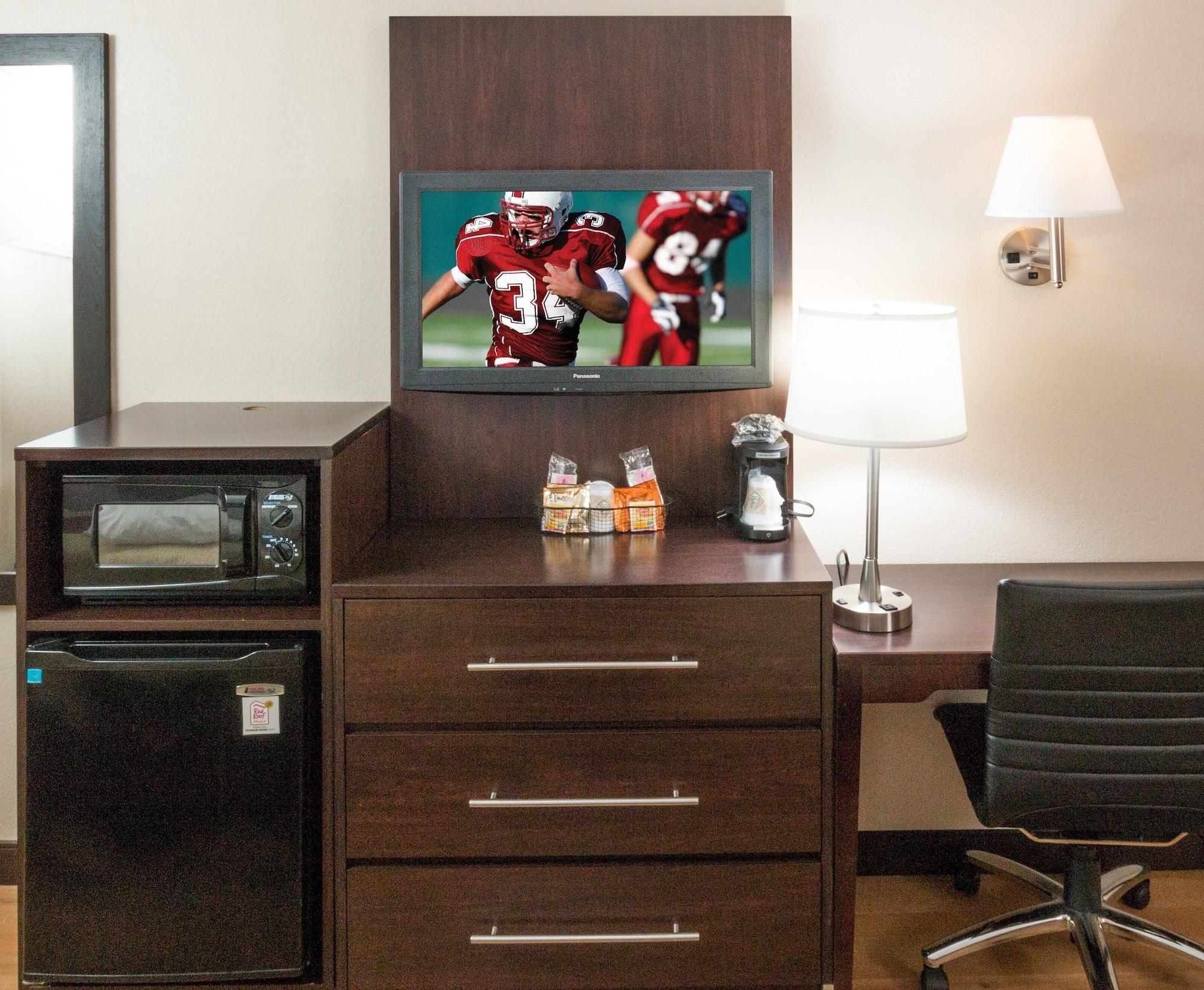 Red Roof Inn Plus+ Washington Dc - Александрия Екстериор снимка