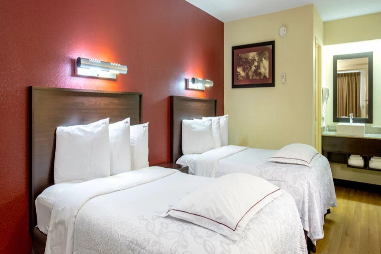 Red Roof Inn Plus+ Washington Dc - Александрия Екстериор снимка