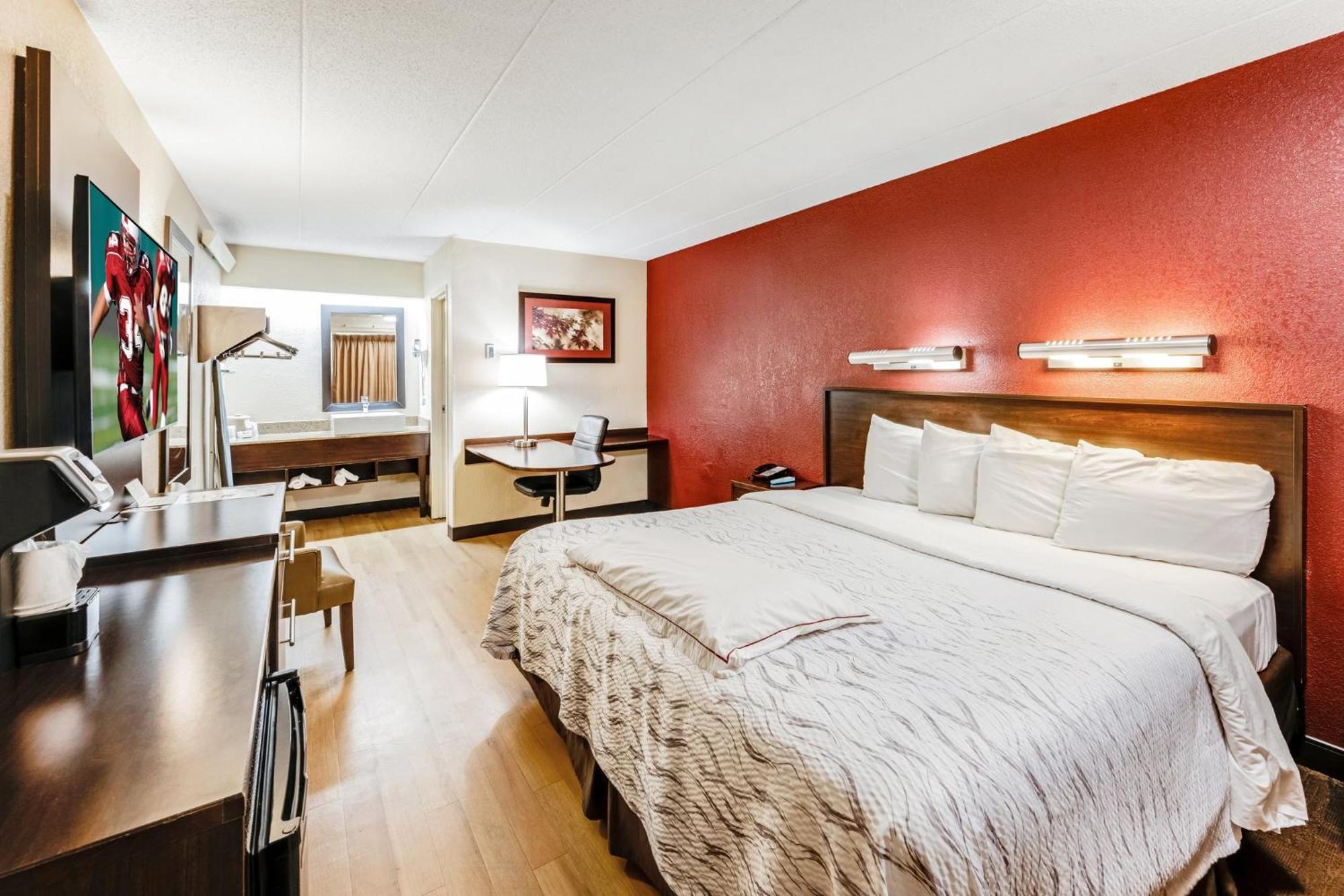 Red Roof Inn Plus+ Washington Dc - Александрия Екстериор снимка